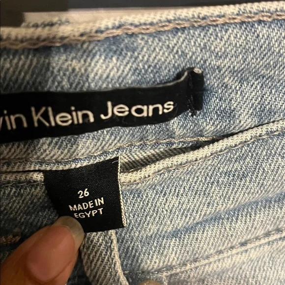 Calvin Klein Women's Straight Leg Jeans in Light Blue - Picture 3 of 7